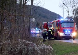 Unfall In Jena Autofahrer Ueberschlaegt Sich 02